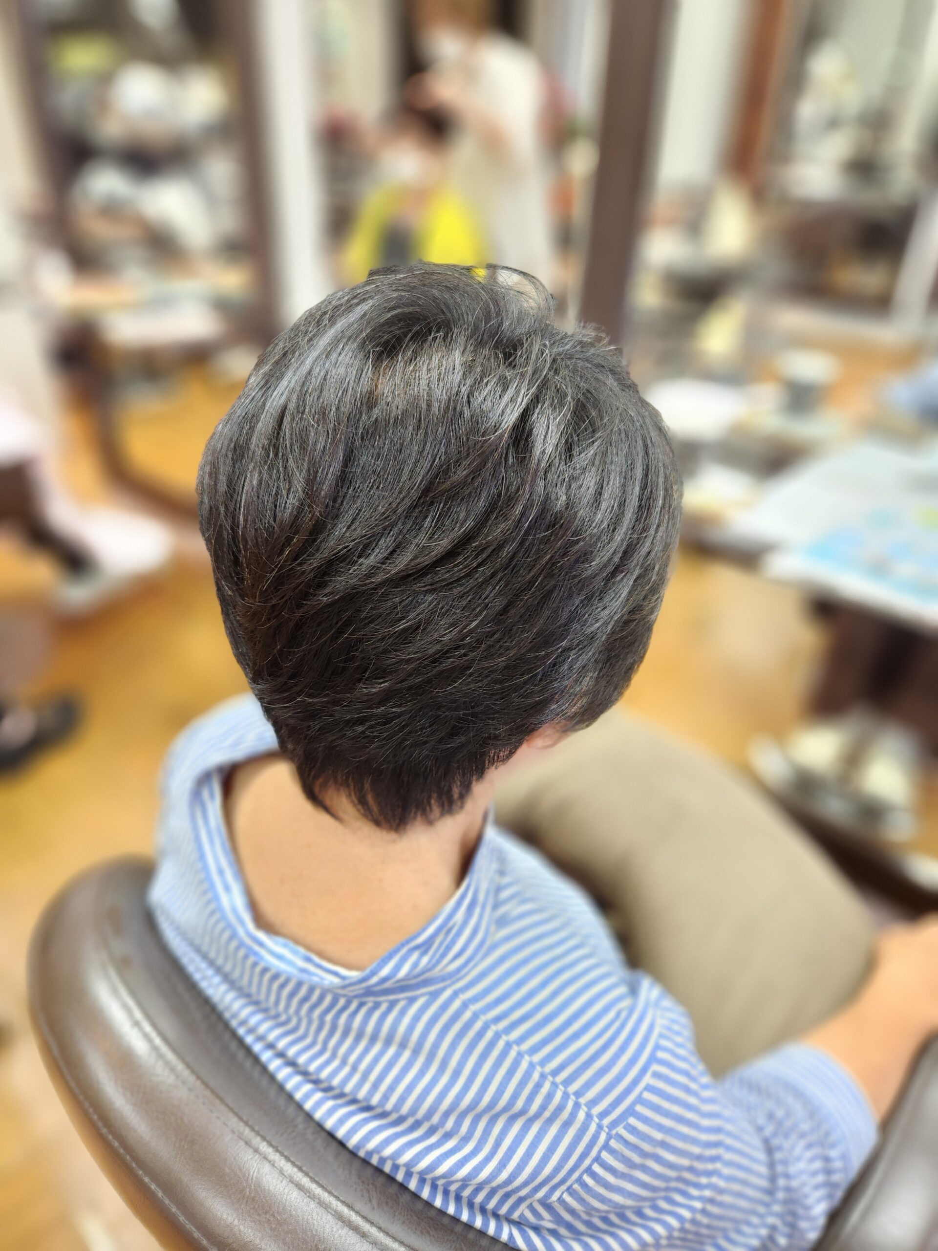 くびれショート